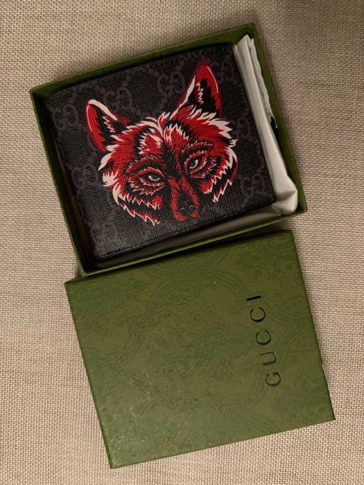 gucci wolf wallet