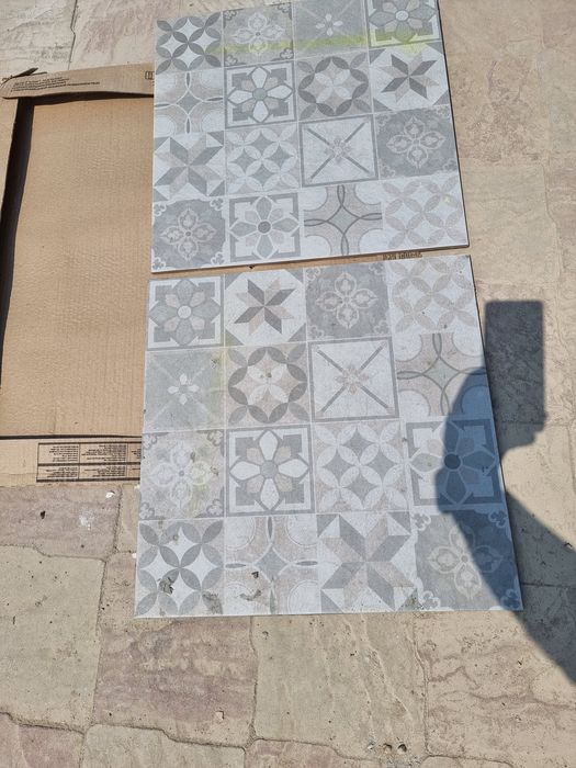 Продам кафель новый