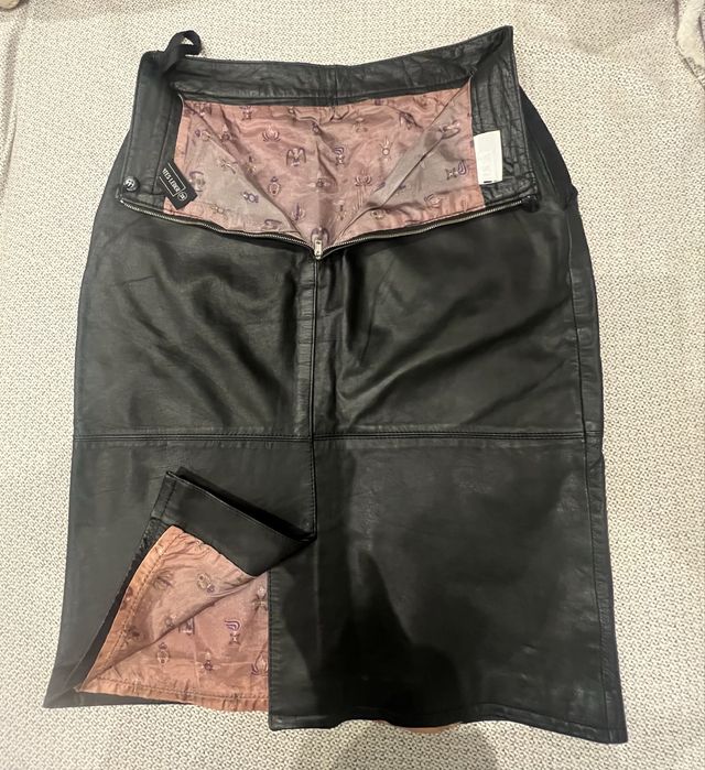 Fusta clasica din piele Vingar