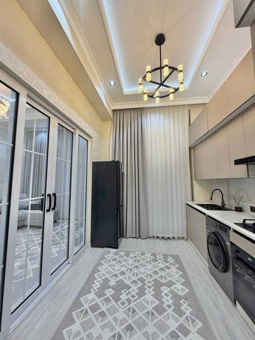 Срочно Продам 3х комн 3/7  Паркентский ЖК Оксарой Делюкс !!