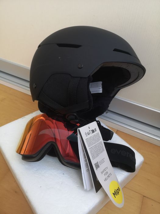 Cască noua  Ski snowboard Everest Mips cu ochelari