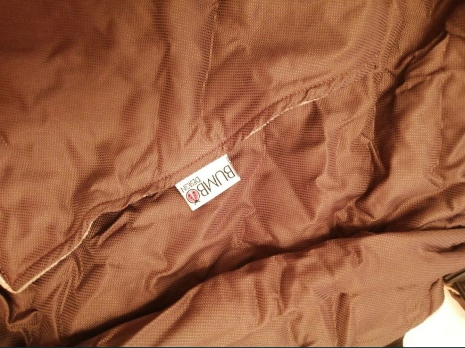 Vând protecție Bumbo