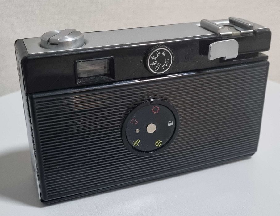 Фотоаппарат Зенит-Е и Вилия Авто