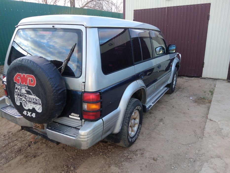 Продам Митсубиси паджеро 2