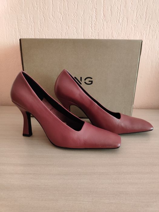 Пролетни обувки Mango/ естествена кожа