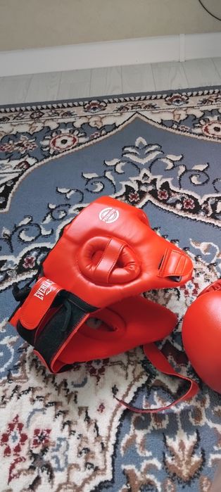 Шлем Everlast новый