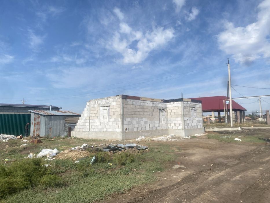 Продам недостроенный дом