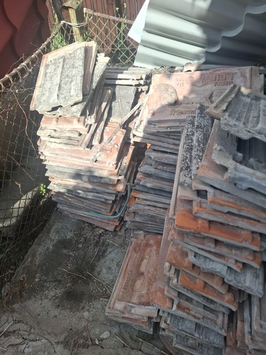 Țiglă in stare buna