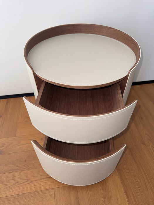 Продам тумбочки прикроватные