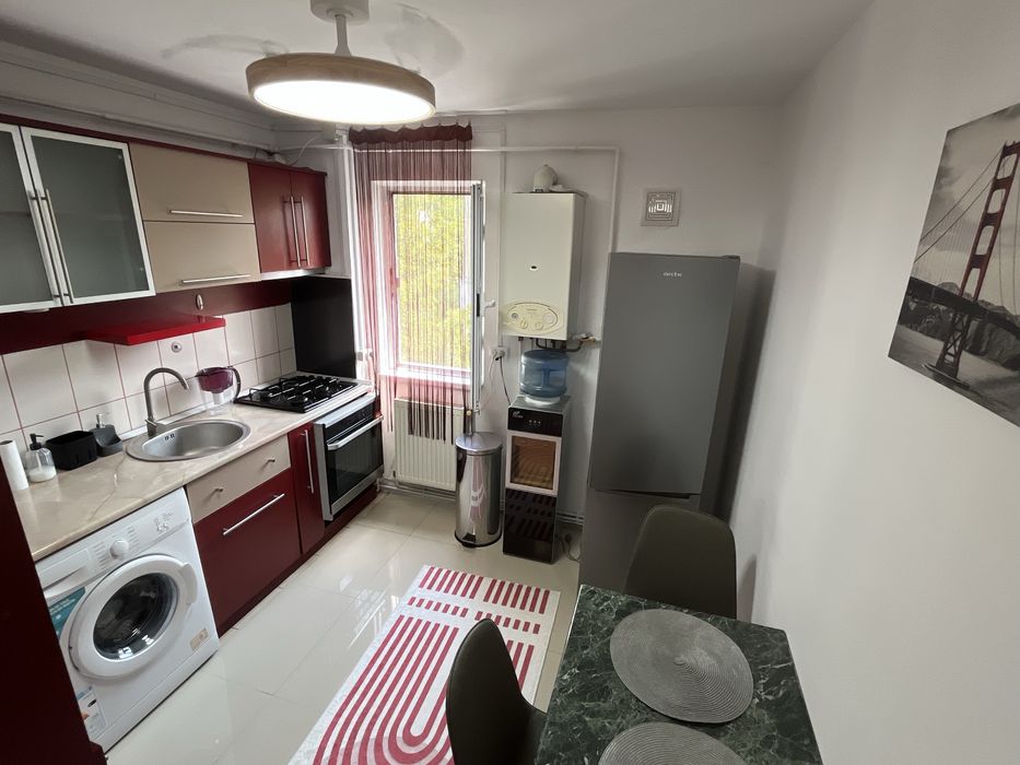 Apartament 2 camere, 55 mp, central lângă Palas – luminos, stylish, direct de la proprietar