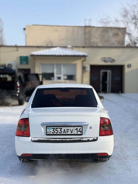 Продам Приору 2013