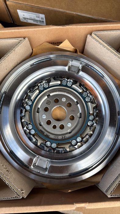 Маховик 23200 2B600