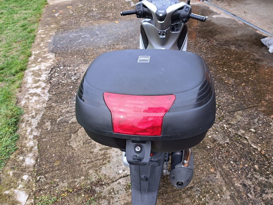 Top case Givi 35L