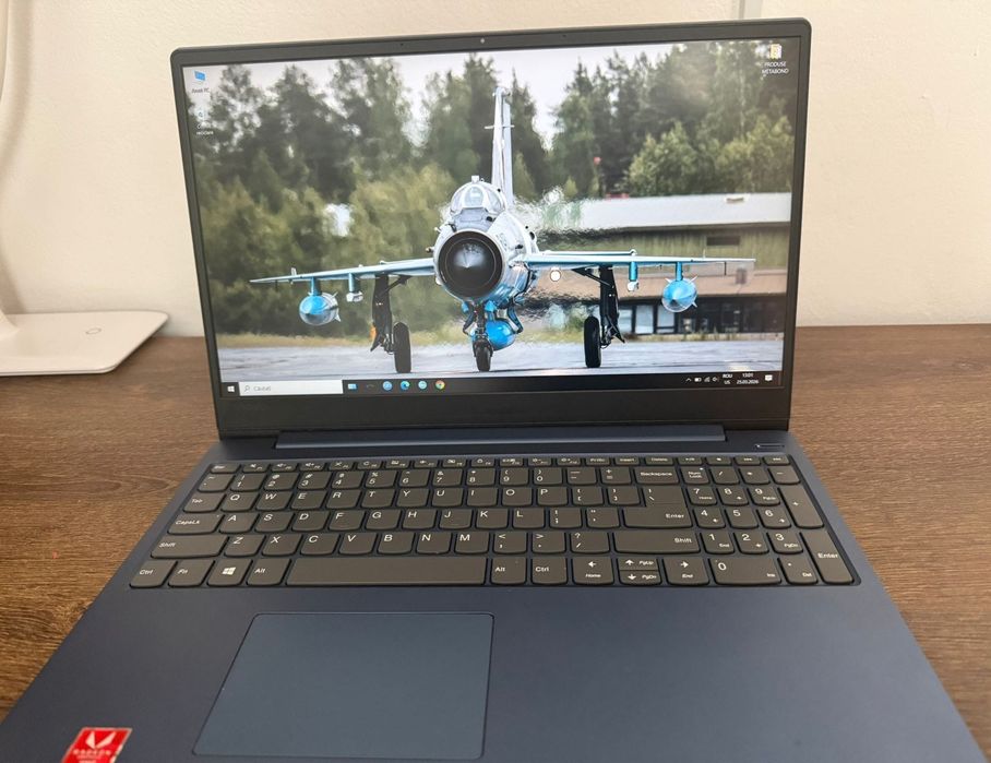 lenovo ideapad 330s - Laptopuri oferte online | OLX.ro