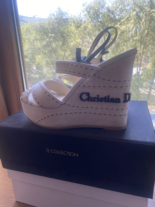 Туфли на платформе Christain Dior