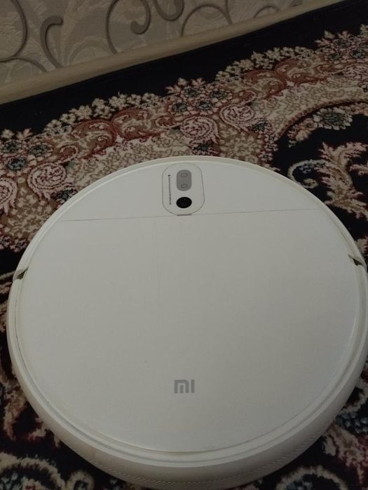Продам робот пылесос