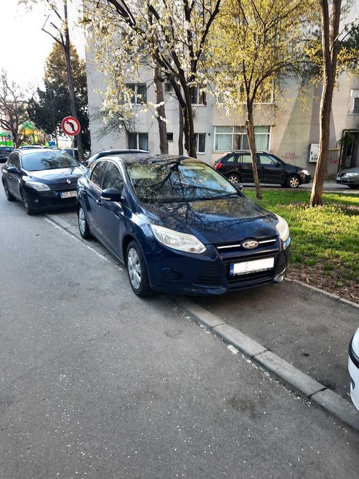 Vand sau schimb autoturism marca Ford Focus din 2014 , consum mic, stare foarte buna, fabricat in Germania numarul 5 mondial la siguranta in 2014