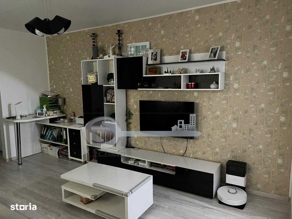 Apartament 2 camere, 56mp, baie cu geam, Tătărași — fotografia 2