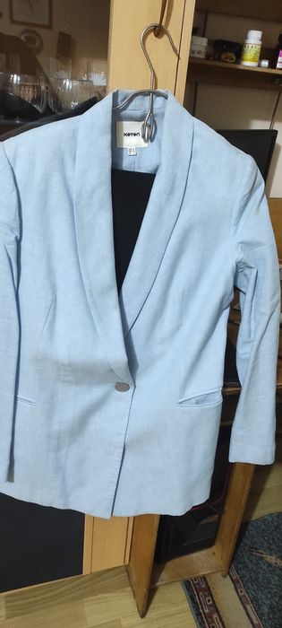 Продам летнее платье с пиджаком.