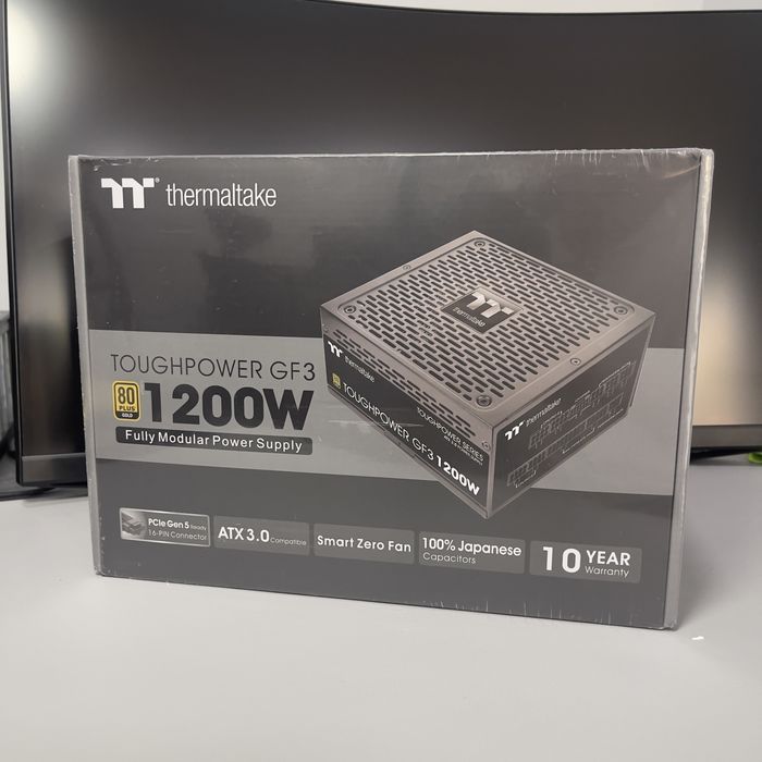 Блок питание Thermaltake GF3 1200W 80+ Gold