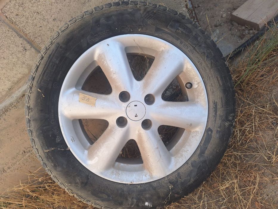 Продам шины с дисками 80000тг