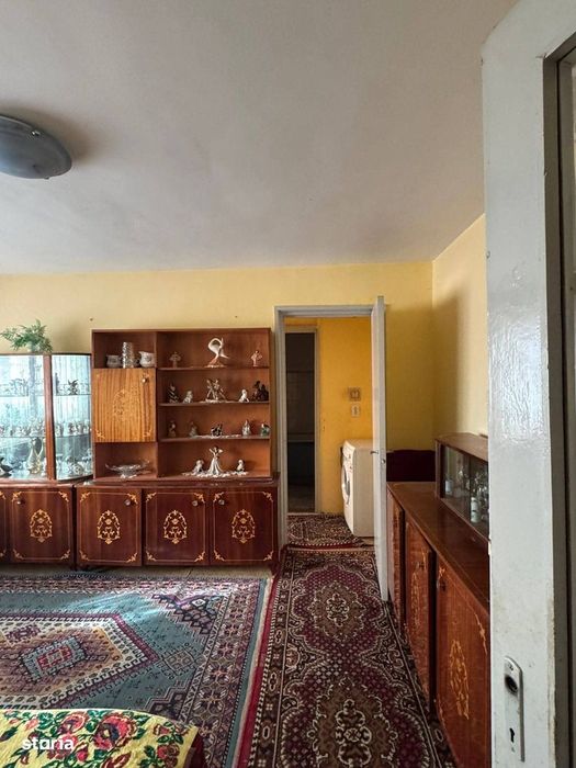 Apartament 2 camere, Craiovița Nouă, coloana de gaze