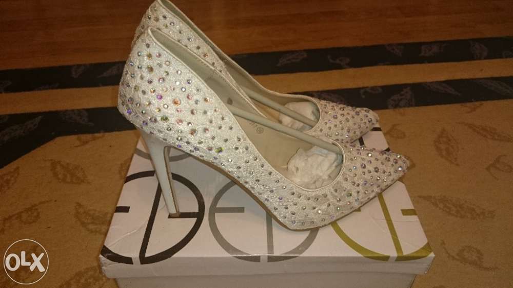 Pantofi , material textil