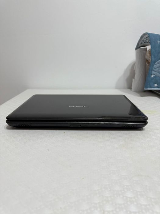 Ноутбук Asus рабочий