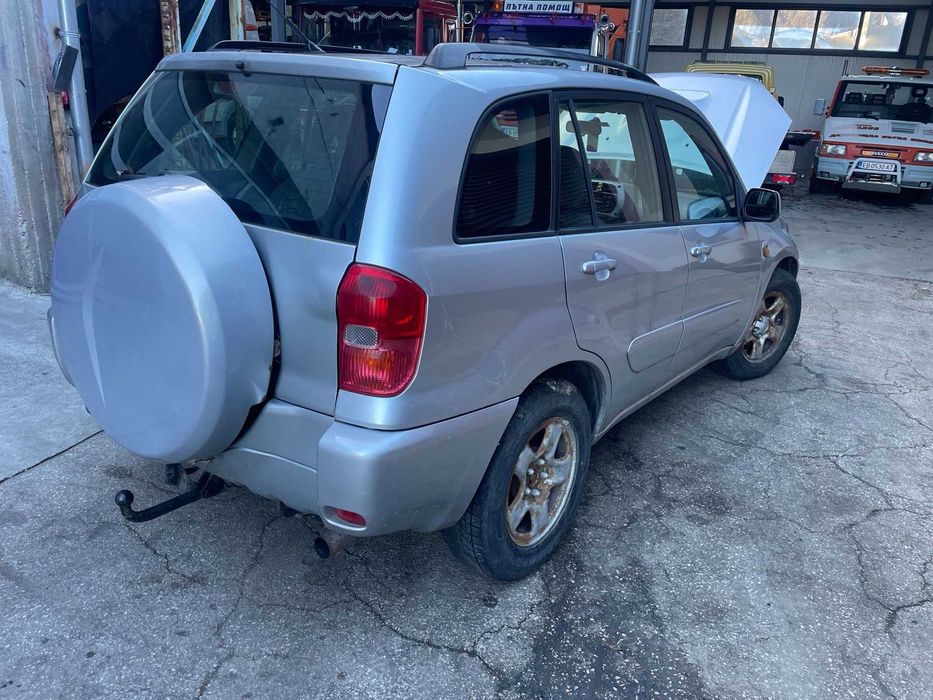 Тойота РАВ4 2.0 Д4Д / Toyota RAV 4 2.0 D4D на части