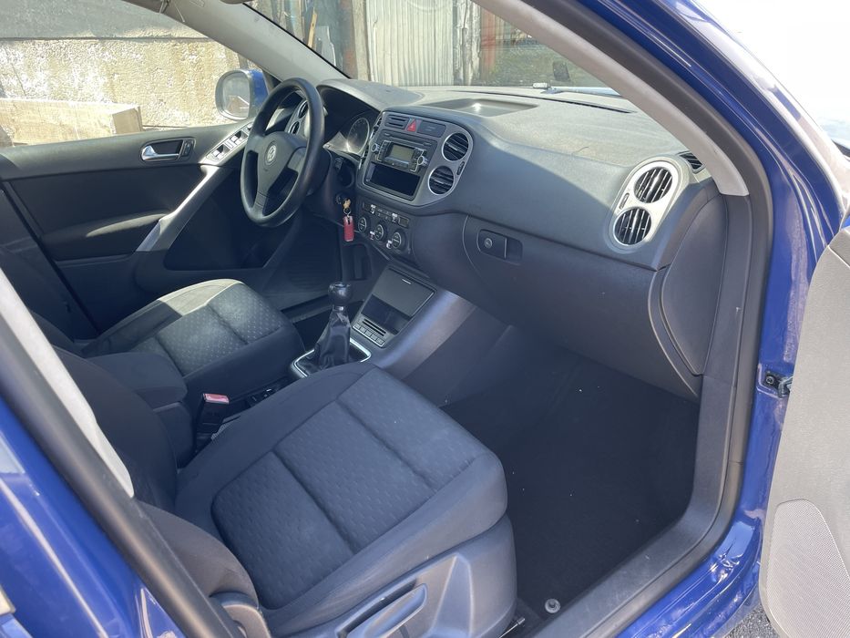 Vand 3X Vw Tiguan 1.4tsi 4motion 4x4 fab 2009 unul defect .8500€ toate