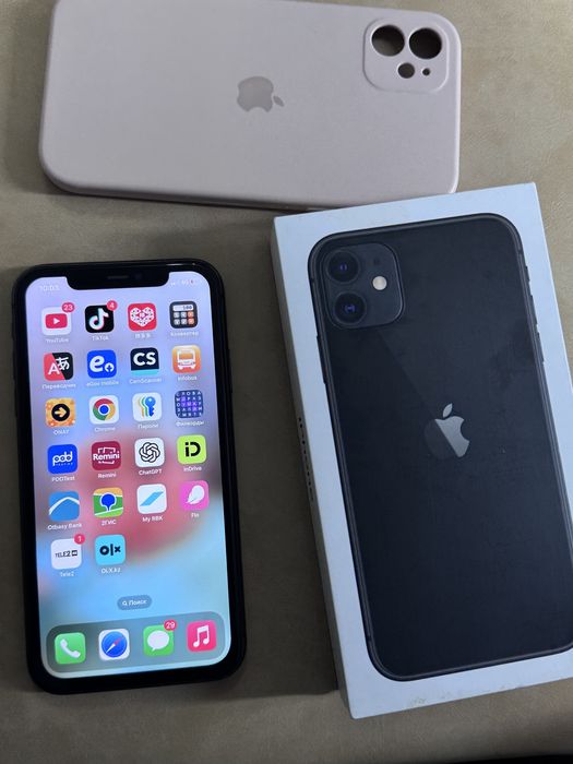 Айфон 11 в отличном состояний