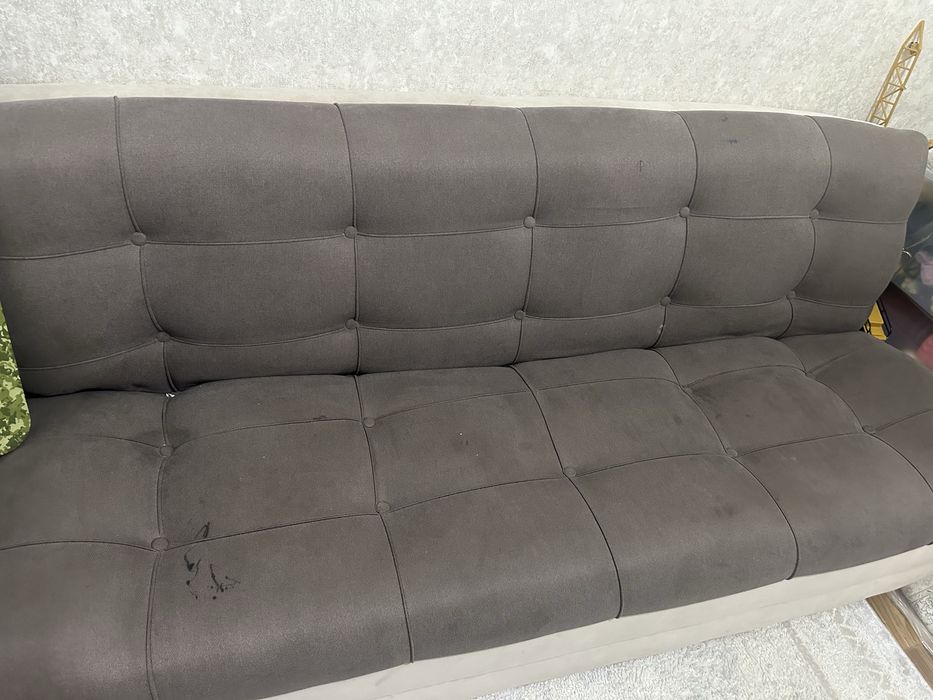 Продам диван небольшой