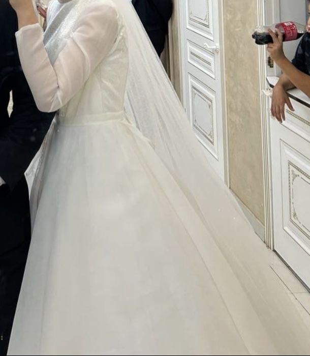 Свадебное платье.