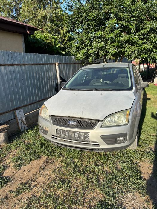 Dezmembrez Ford Focus 2