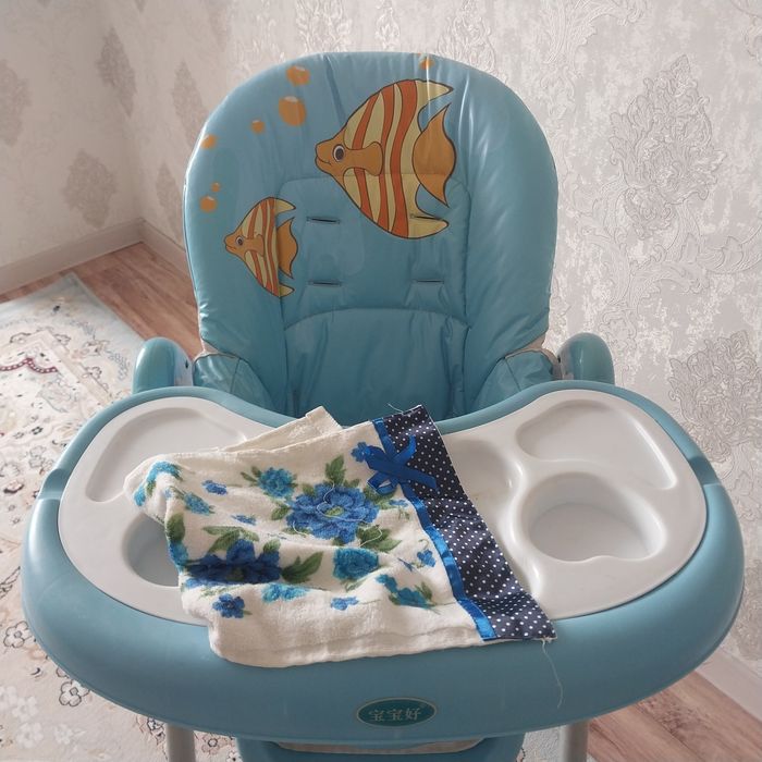 Стульчик для кормления
