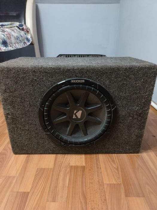 Сабвуфер Kicker+JVC