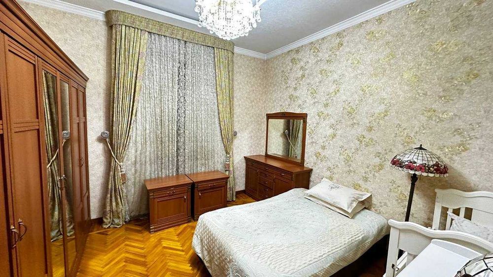 ПРОДАЕТСЯ ДОМ на Музиробод Ор.р: МирзоУлугбек военкомат Академ