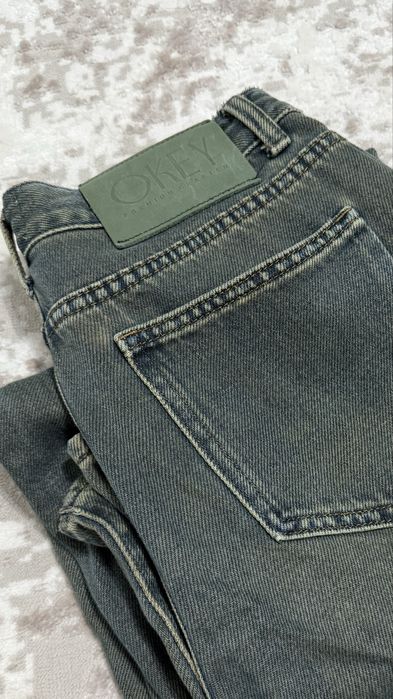 Женские модные джинсы