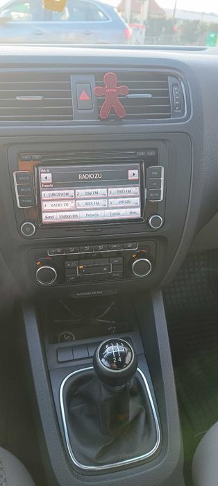 VW Jetta, an 2011, 1.6 TDI, Euro 5, manuală