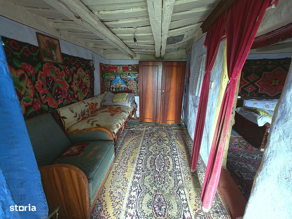 Teren de vanzare + casa in Gorghesti, Bacau – 7.391 mp, zona linisti