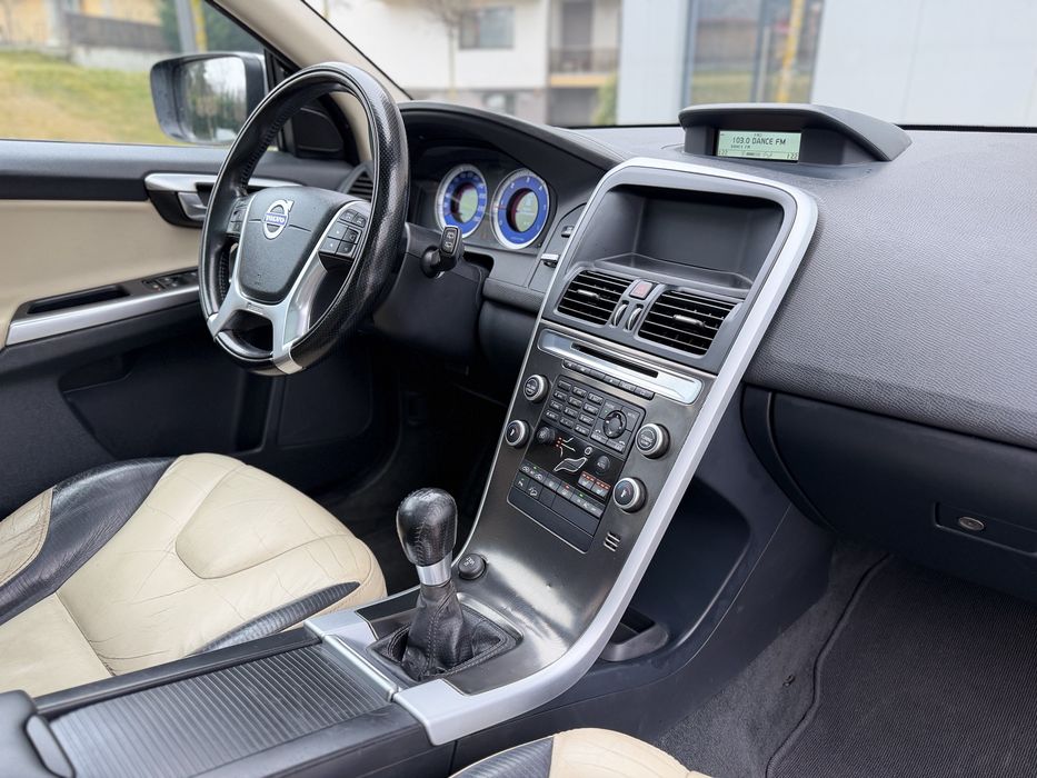 Volvo XC60 Rdesing 2.4 TDI 4x4 Euro 5 2011