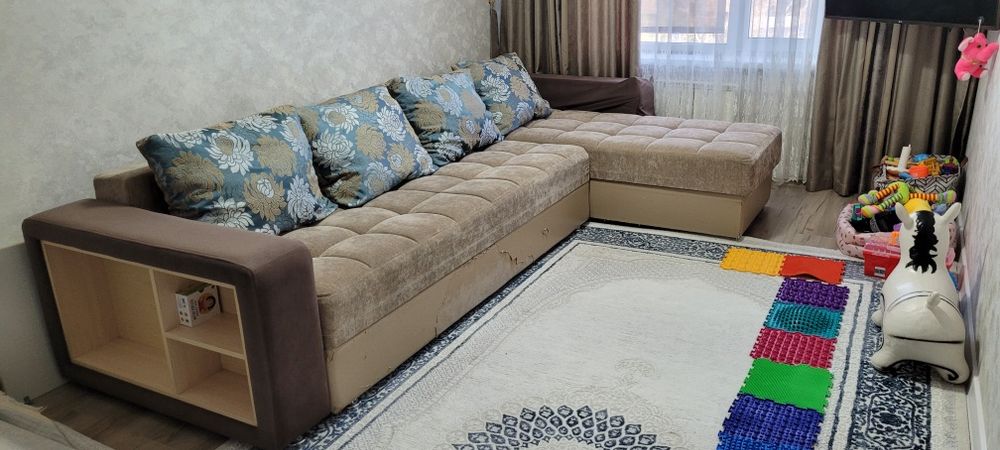 Продам угловой диван