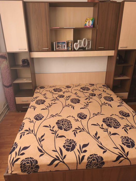 Vând mobila de camera detalii in privat