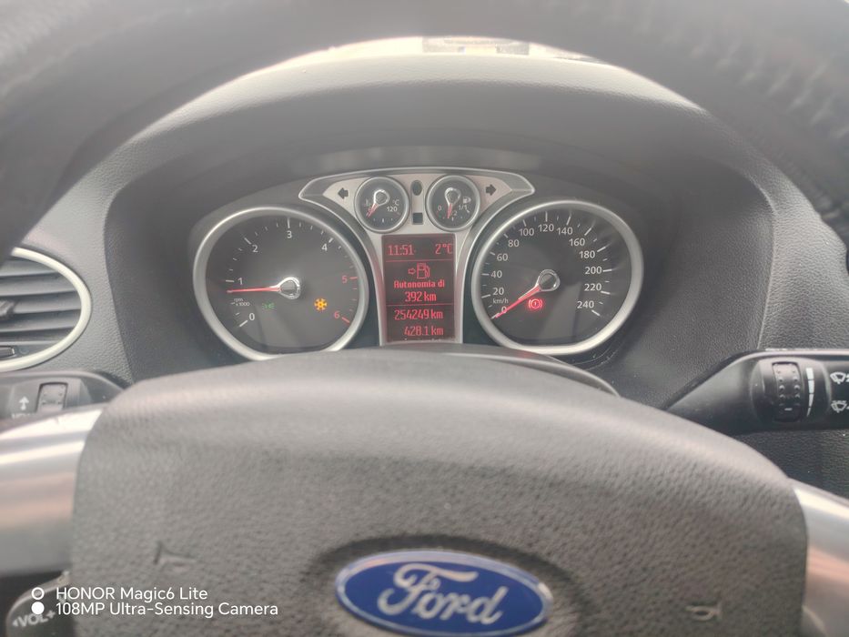 Ford focus 1,6 2010