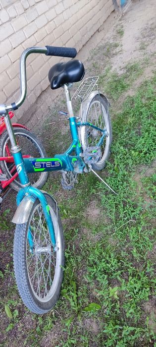 Продам 2 велика  в хорошем состоянии