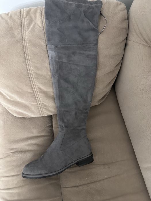 Продам новые зимние сапоги