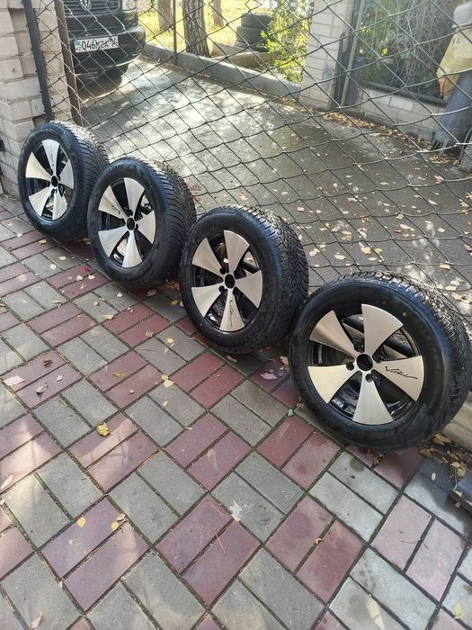 Продам Диски с резиной