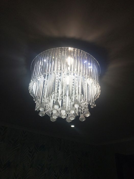 Люстра в гостиную