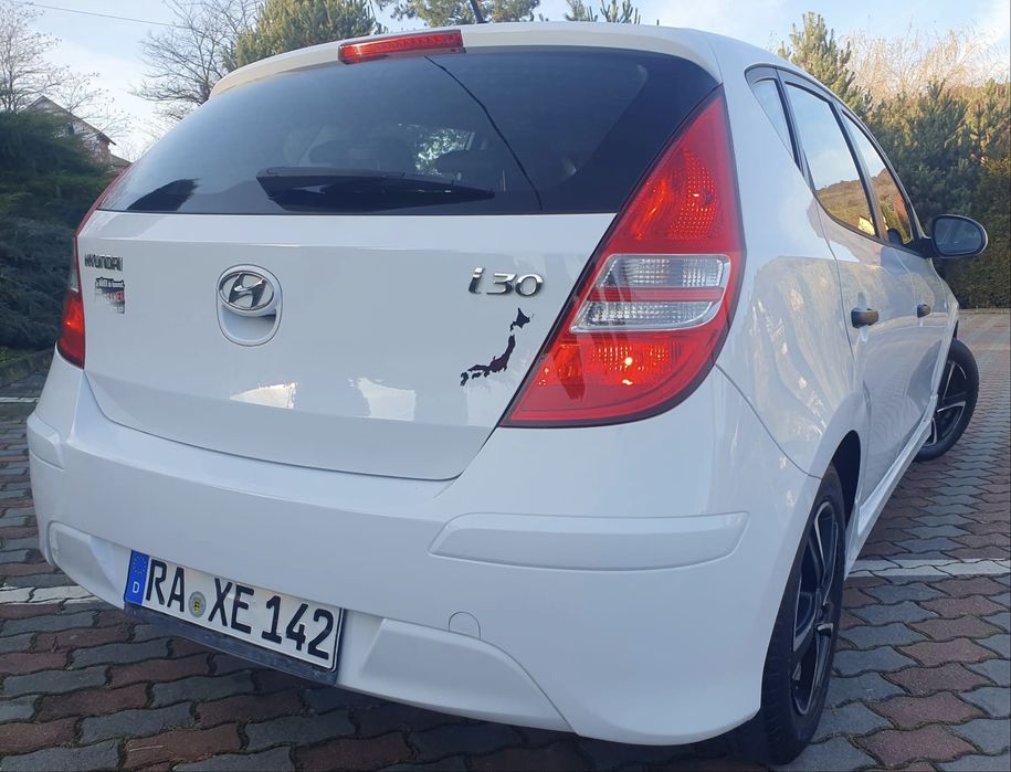 -Hyundai i30 klimatronik-euro5-1.4benzina-105cai-2011-germania adusa-