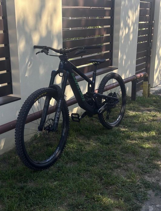 Santa cruz megatower